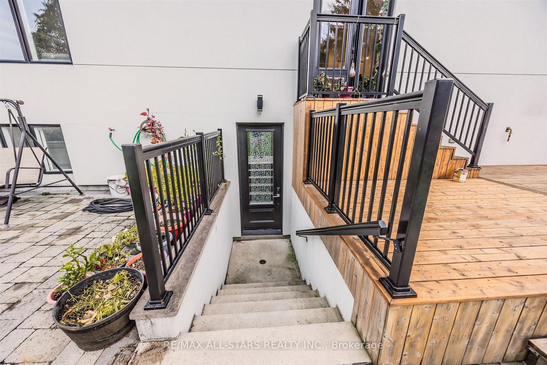 44 Muir Drive, Toronto E08