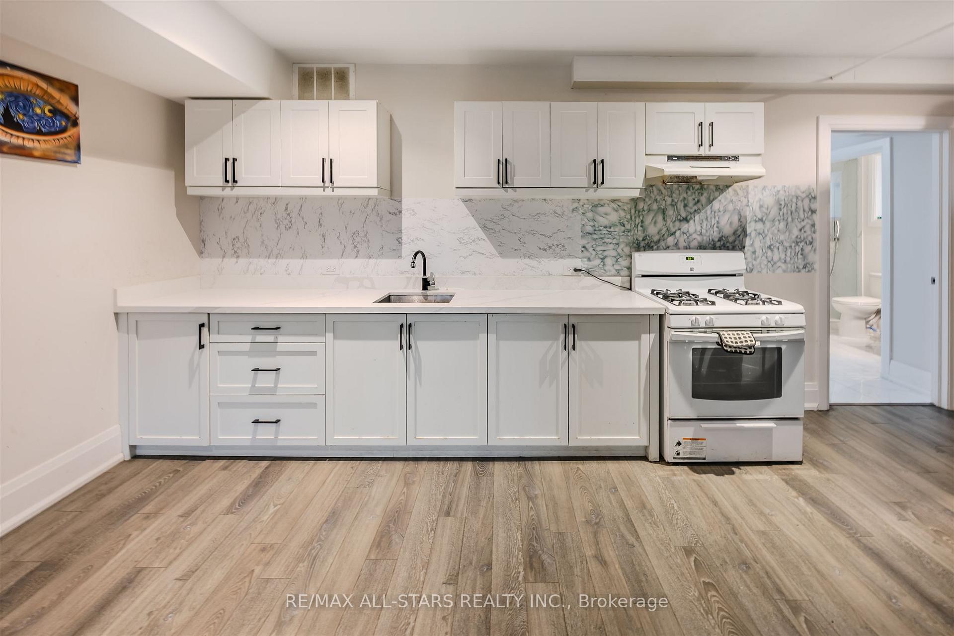 44 Muir Drive, Toronto E08