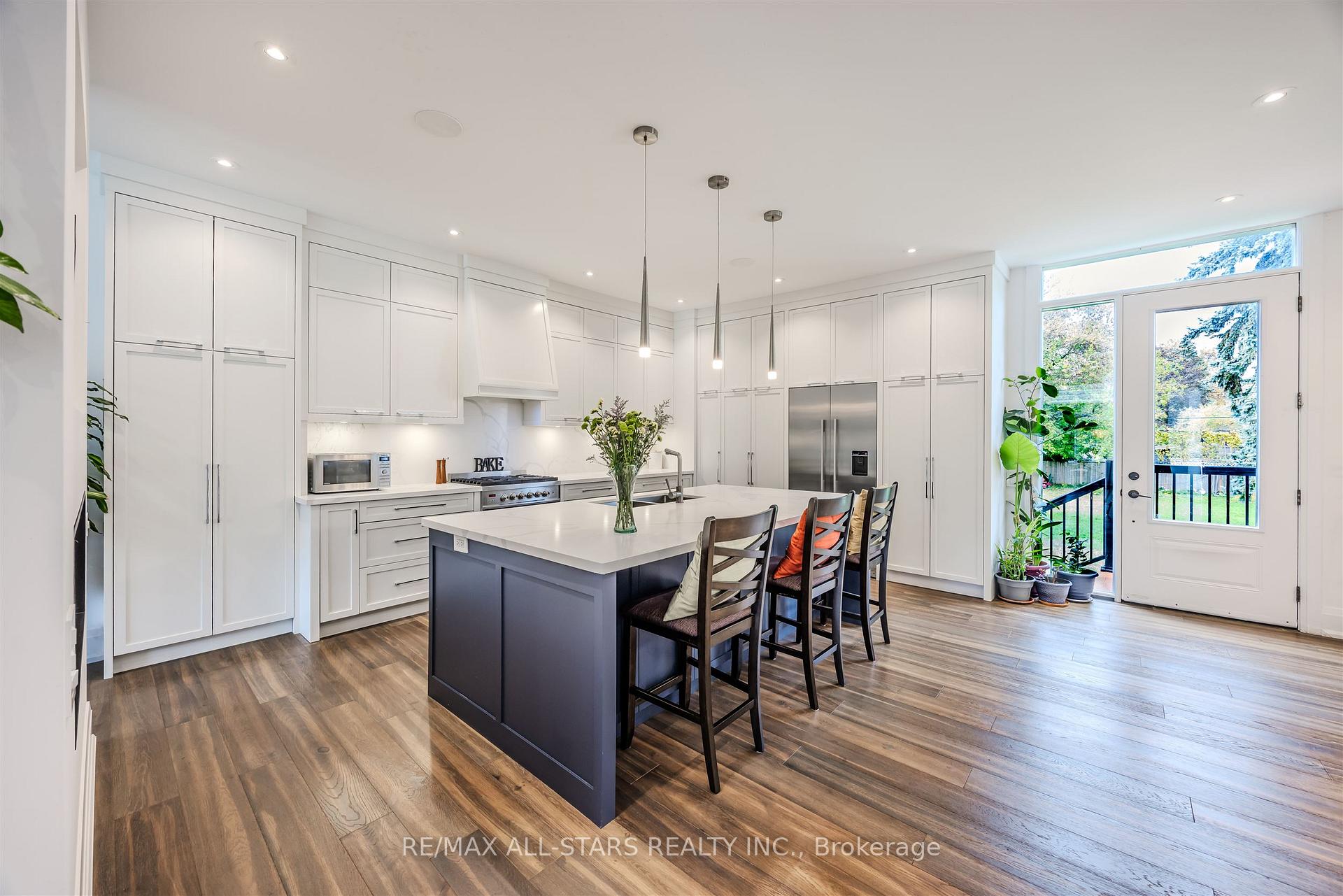 44 Muir Drive, Toronto E08