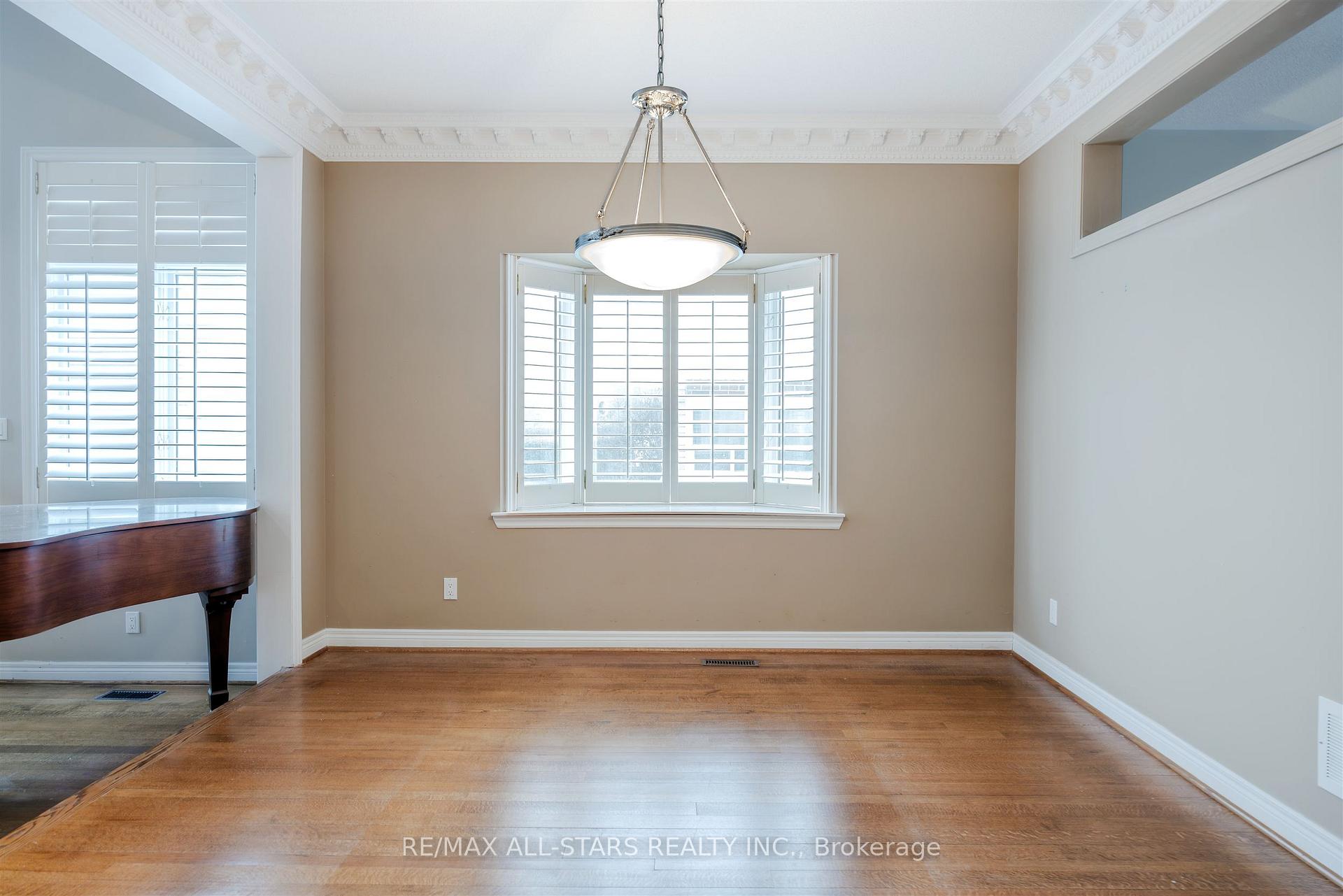 458 Guildwood Parkway, Toronto E08, ON M1E 1R5