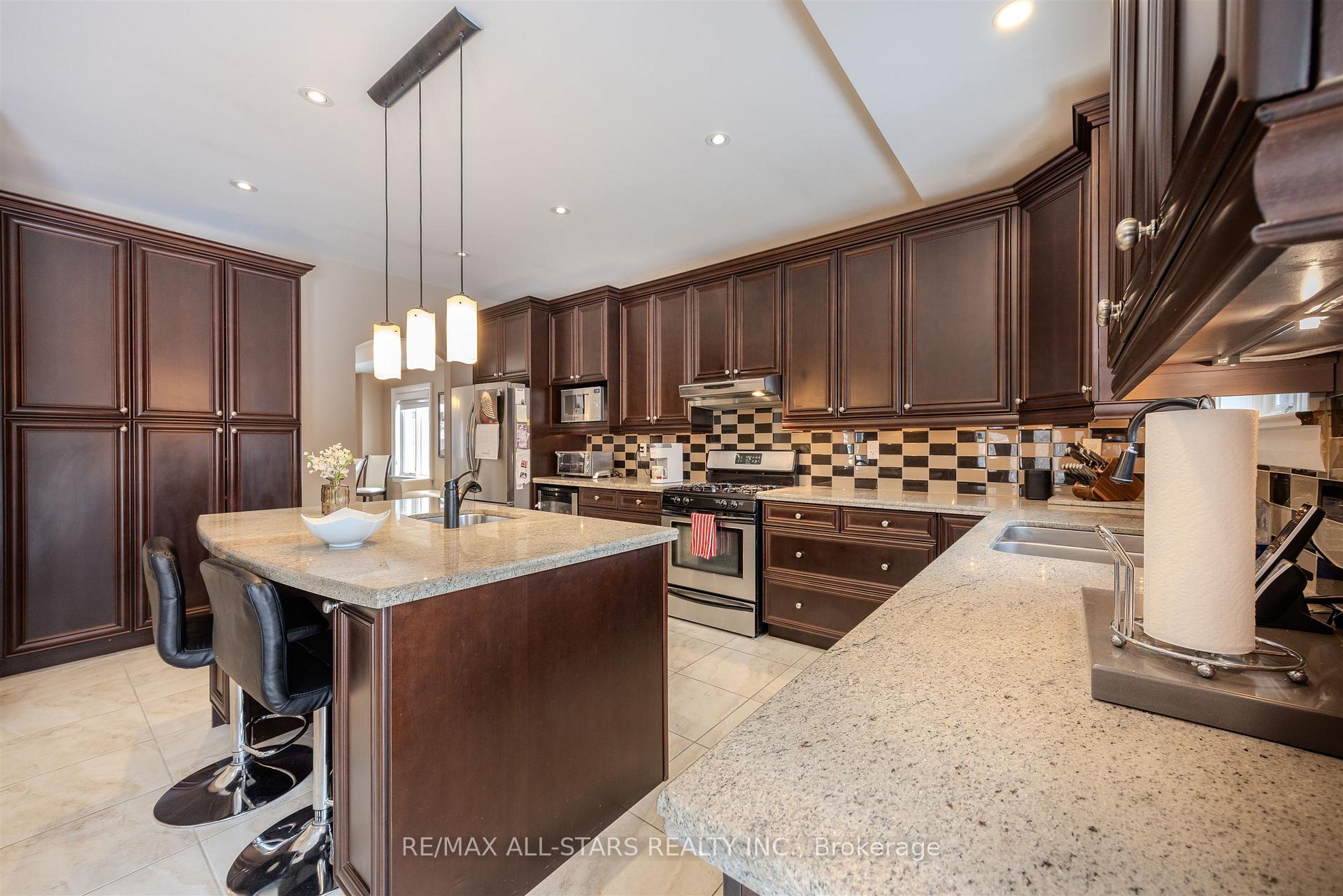 559 Meadowvale Road