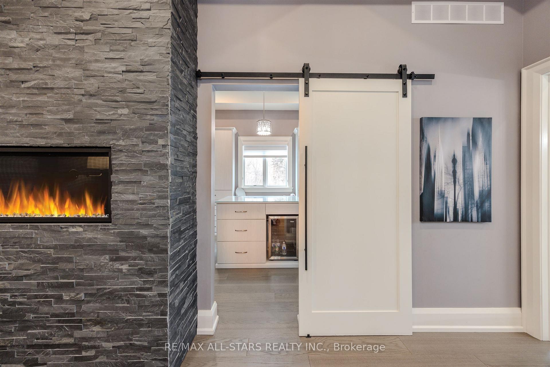 559 Meadowvale Road