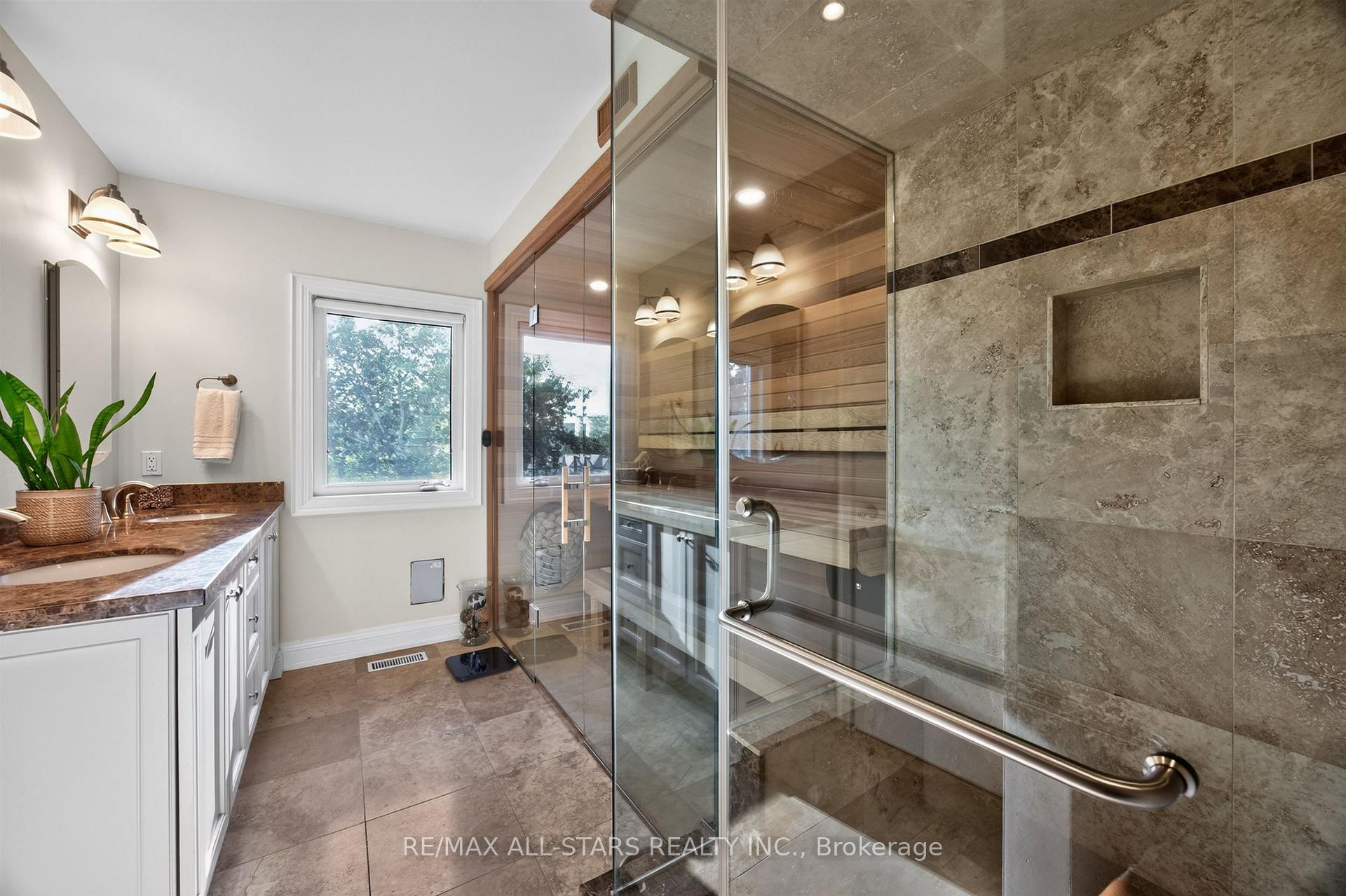 30 St Quentin Avenue, Toronto