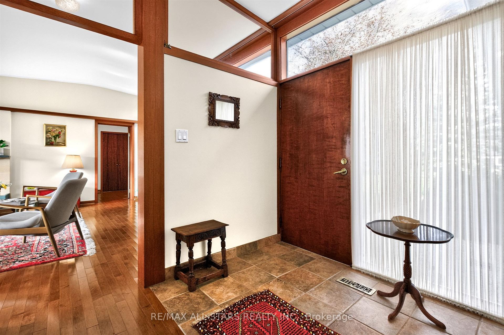 59 Hill Crescent, Toronto
