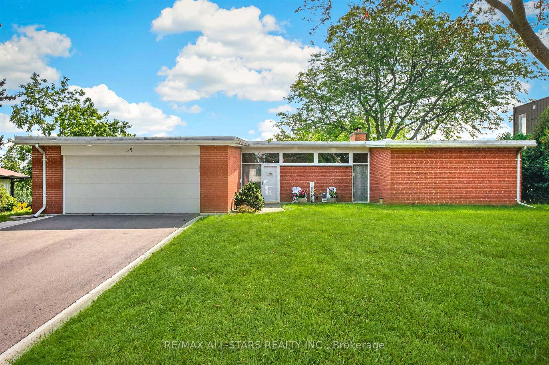 59 Hill Crescent, Toronto