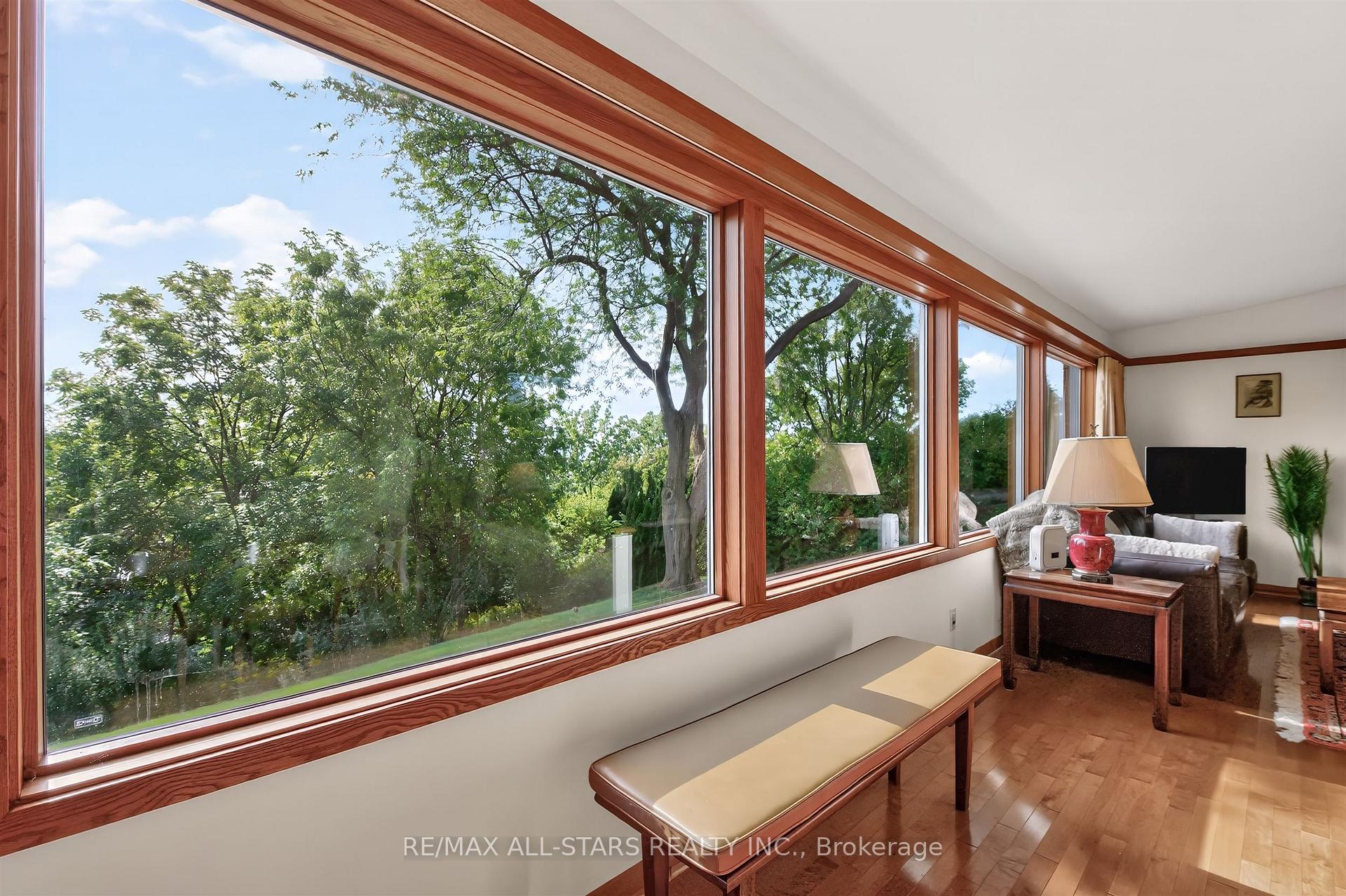 59 Hill Crescent, Toronto
