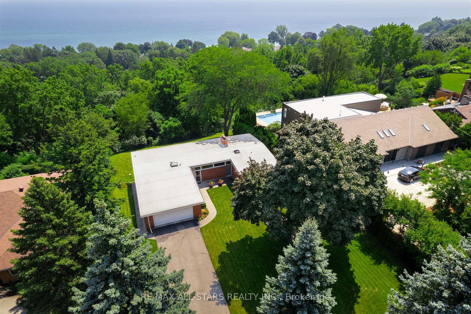 59 Hill Crescent, Toronto
