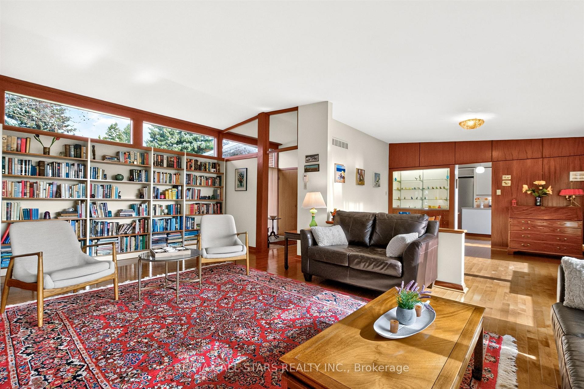 59 Hill Crescent, Toronto