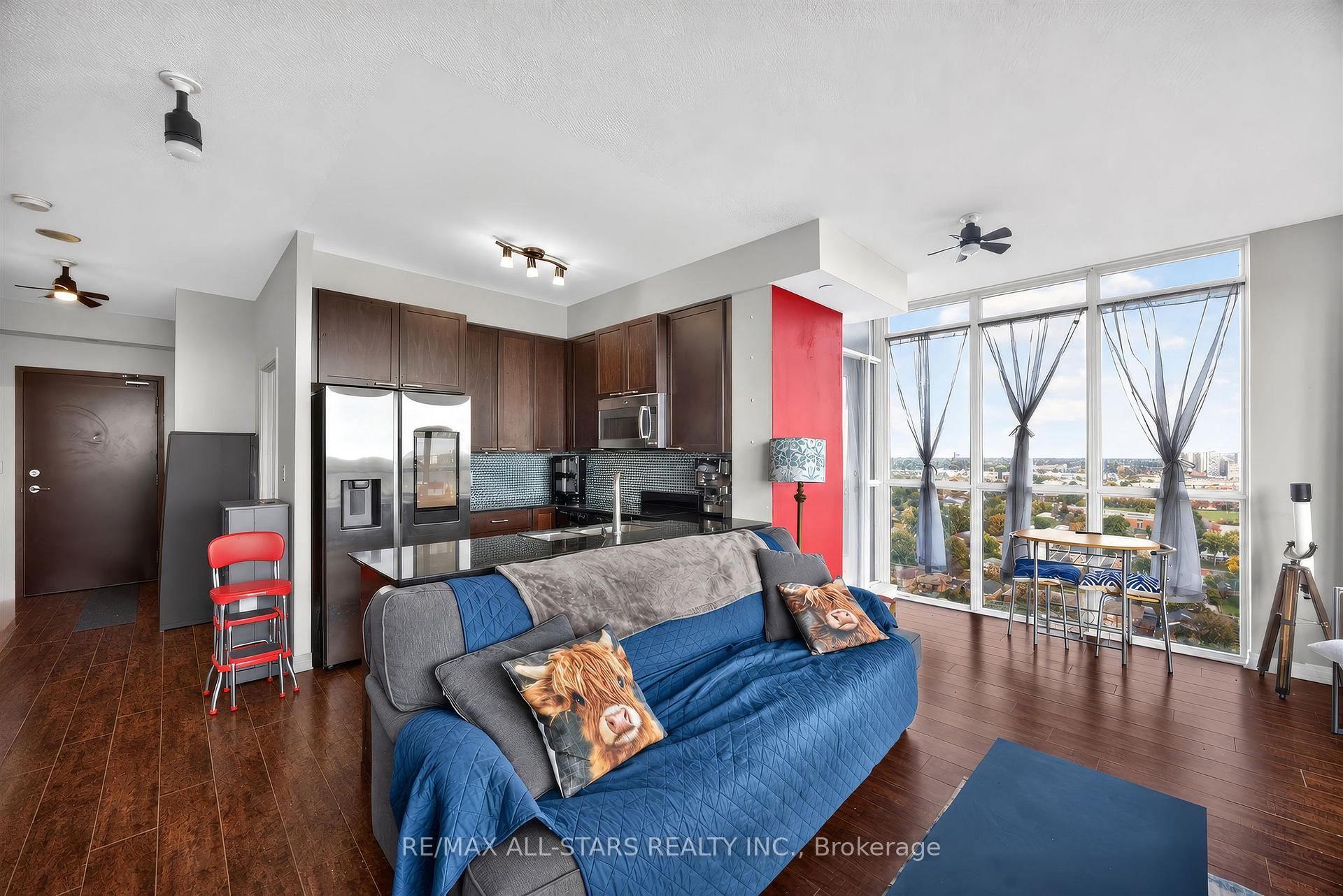 1328 Birchmount Road 2009, Toronto Unit: 2009