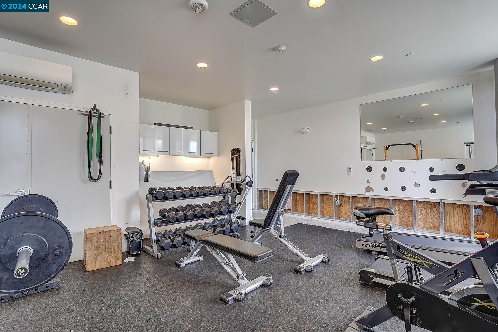 451 Donahue St # 501