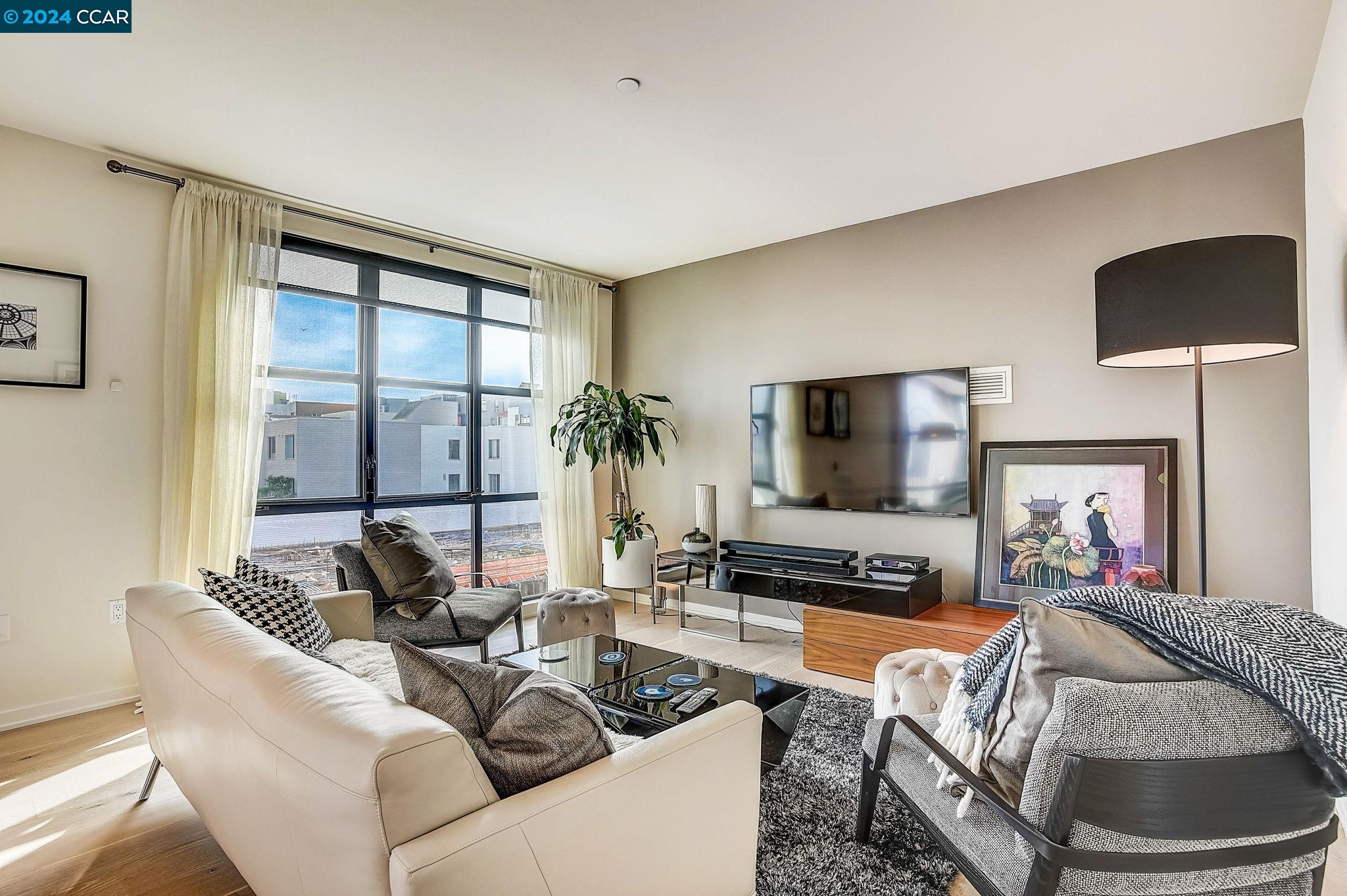 451 Donahue St # 501