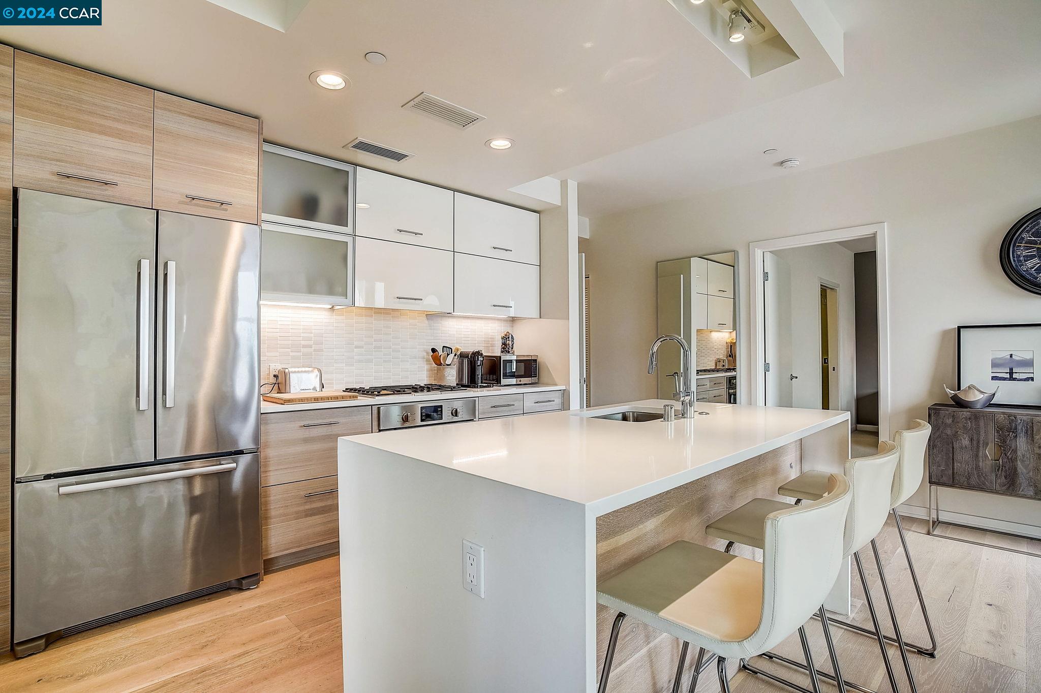 451 Donahue St # 501