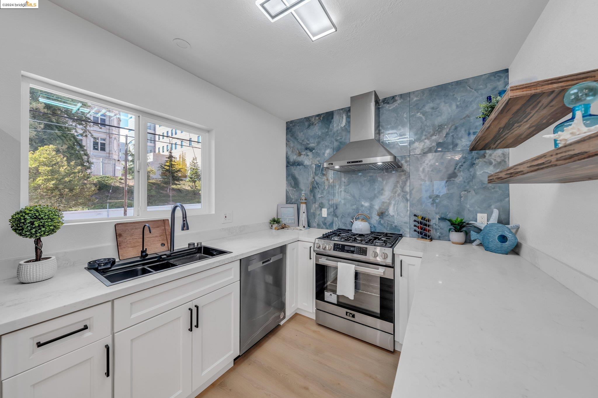 2826 14Th Ave