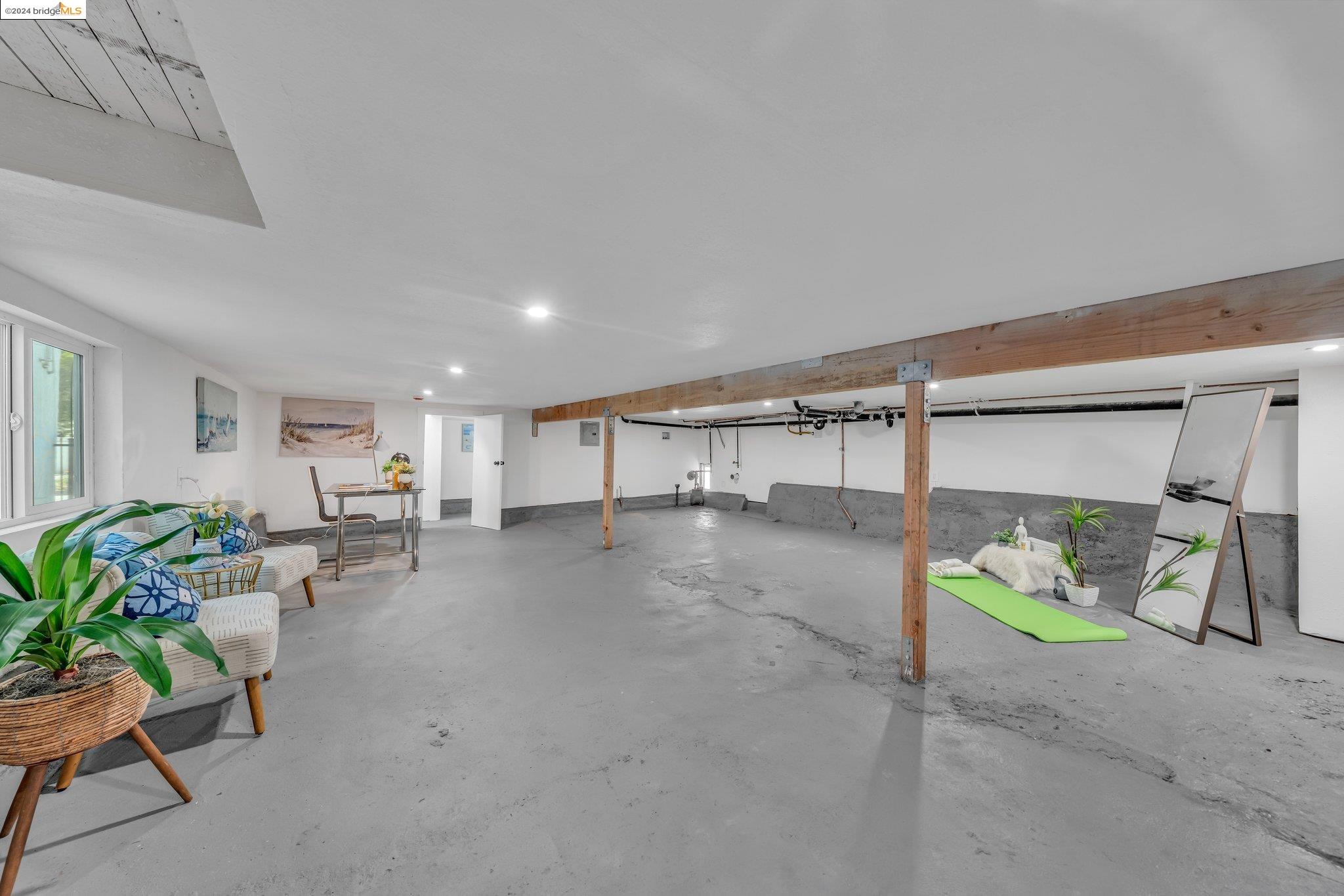 2826 14Th Ave