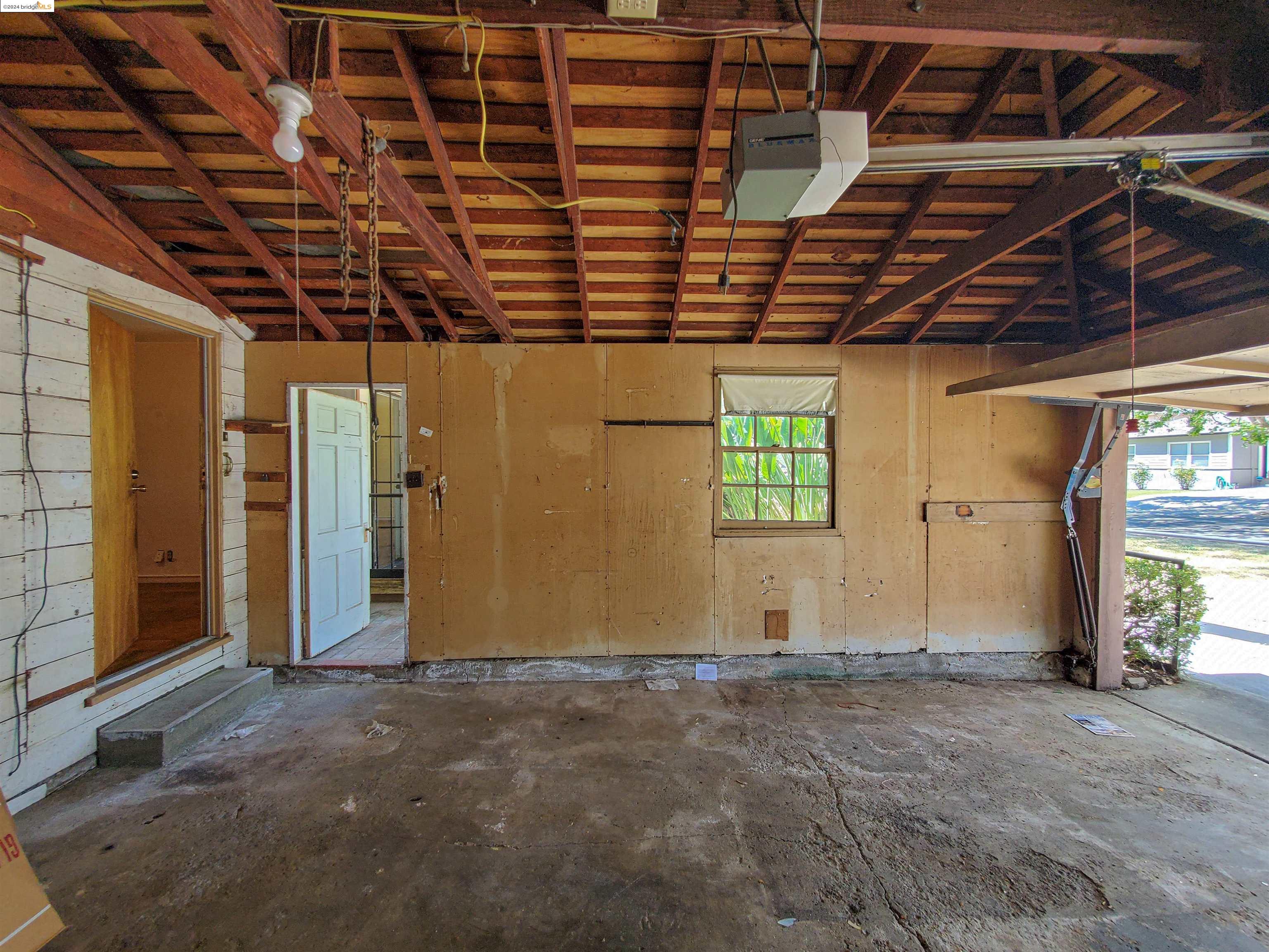 1016 Shasta St