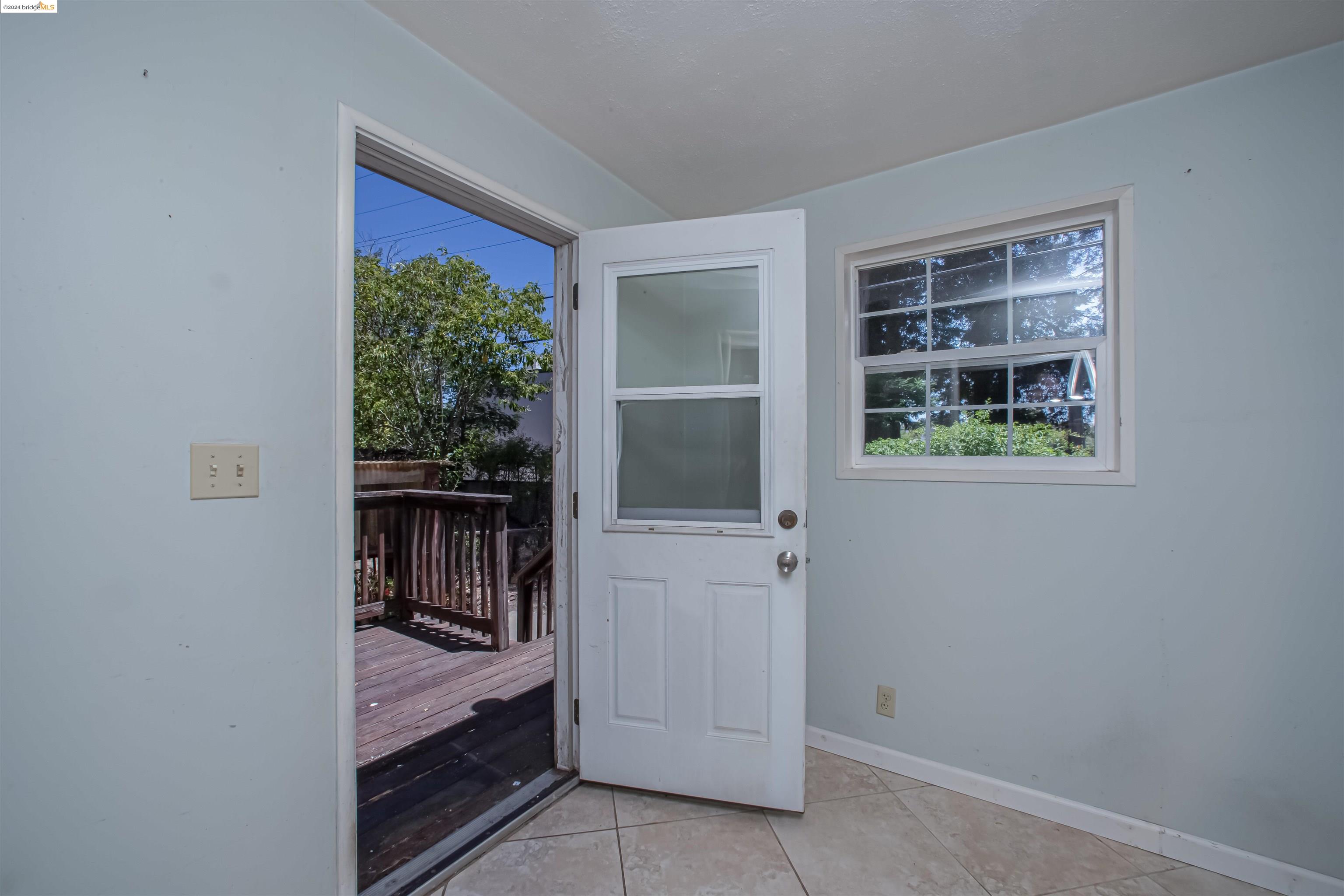 1016 Shasta St