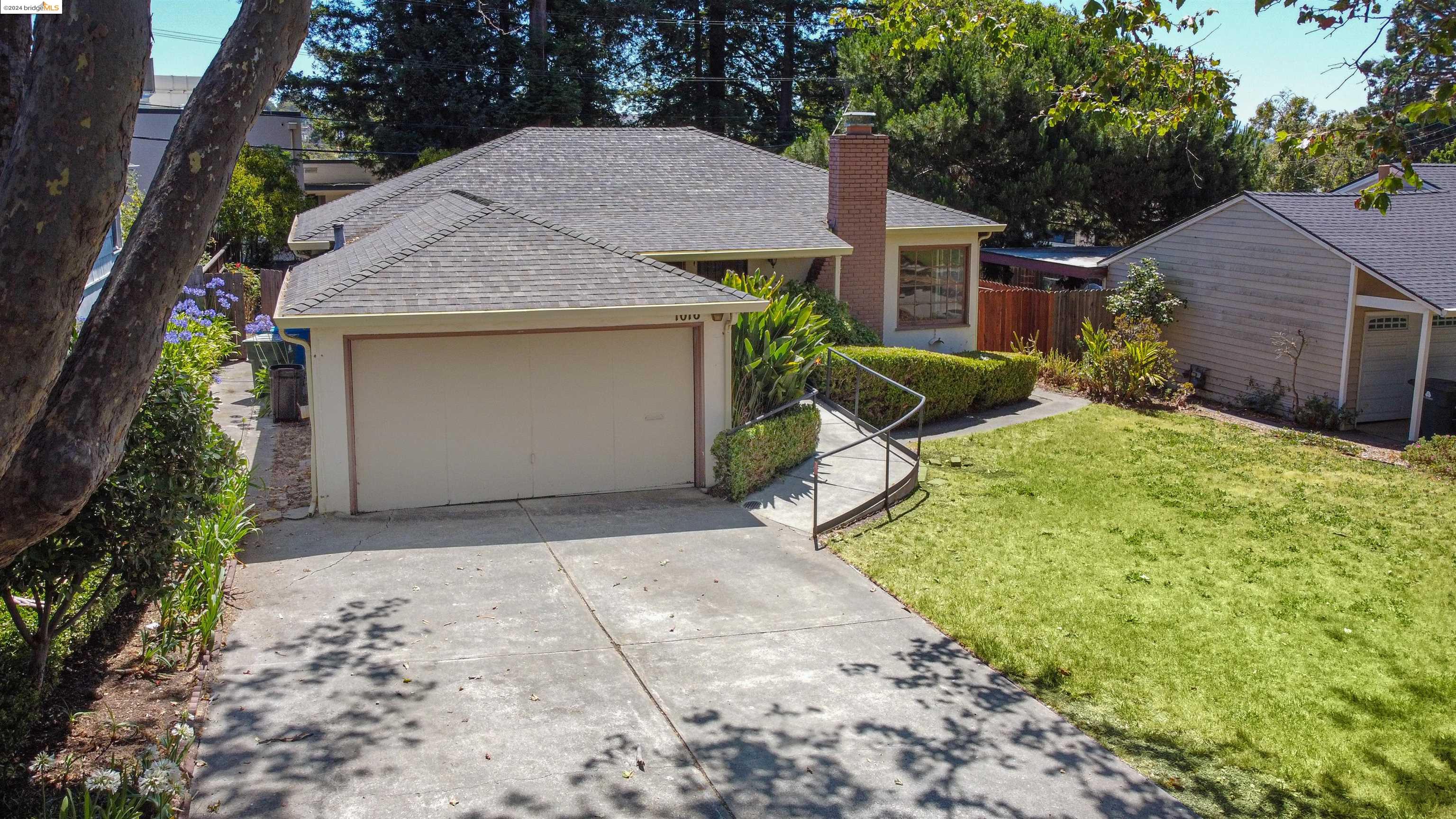 1016 Shasta St