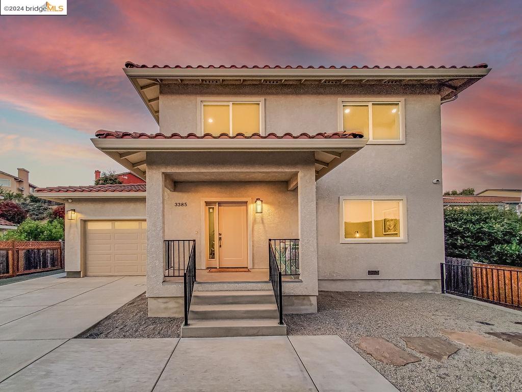3385 Brentwood Ave