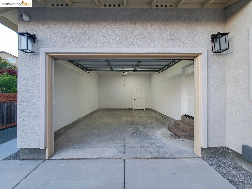 3385 Brentwood Ave