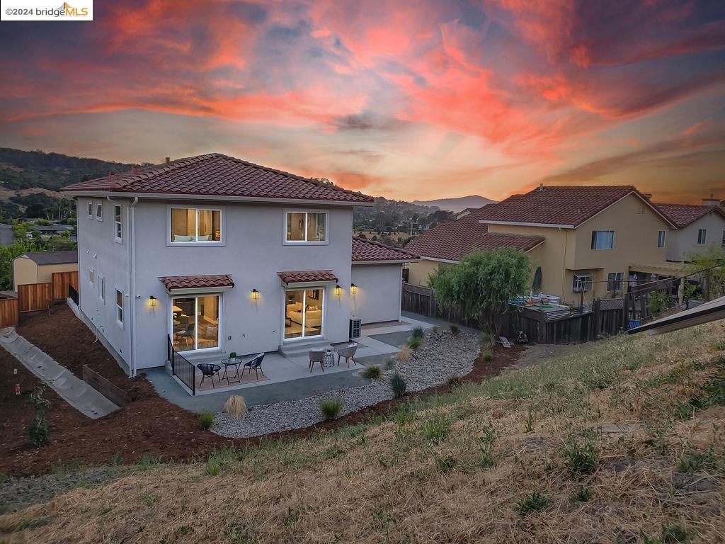 3385 Brentwood Ave