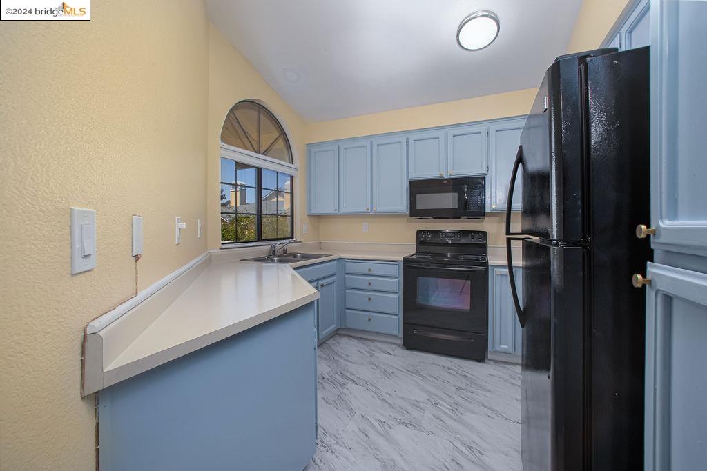 402 Devonwood