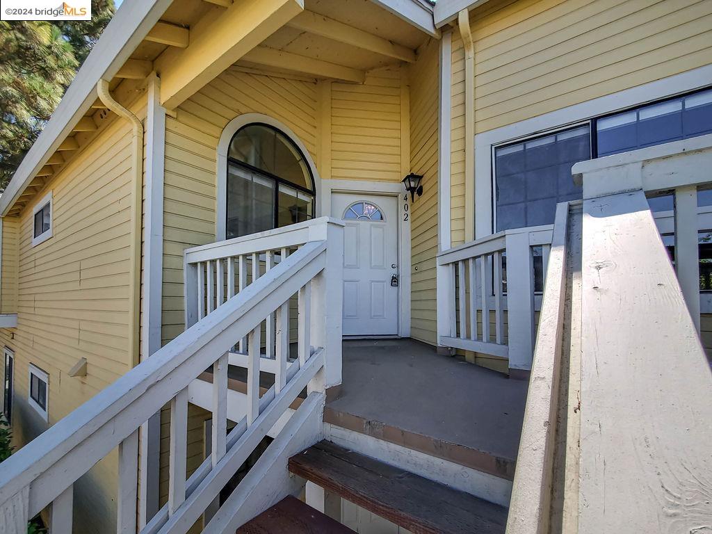 402 Devonwood