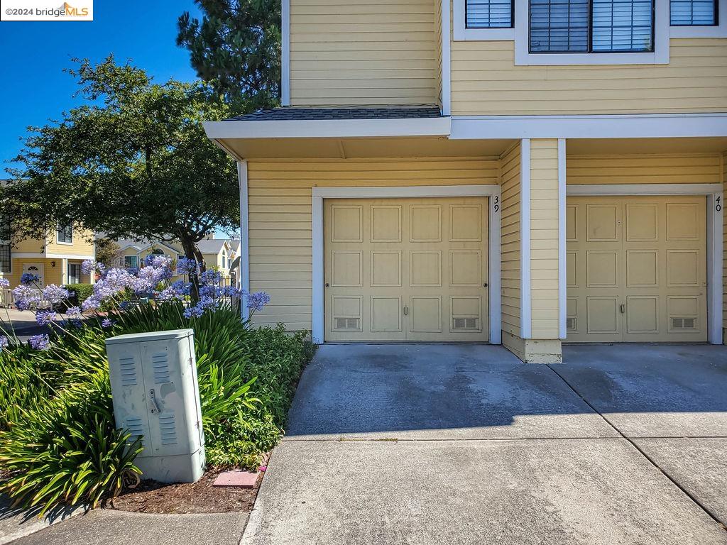 402 Devonwood