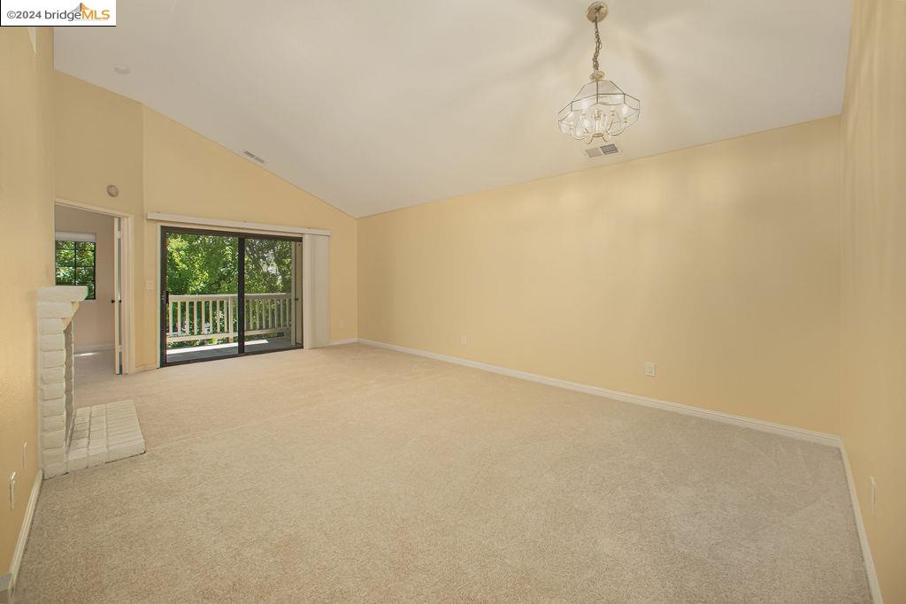 402 Devonwood