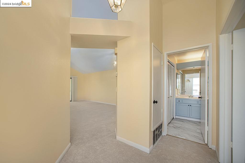 402 Devonwood