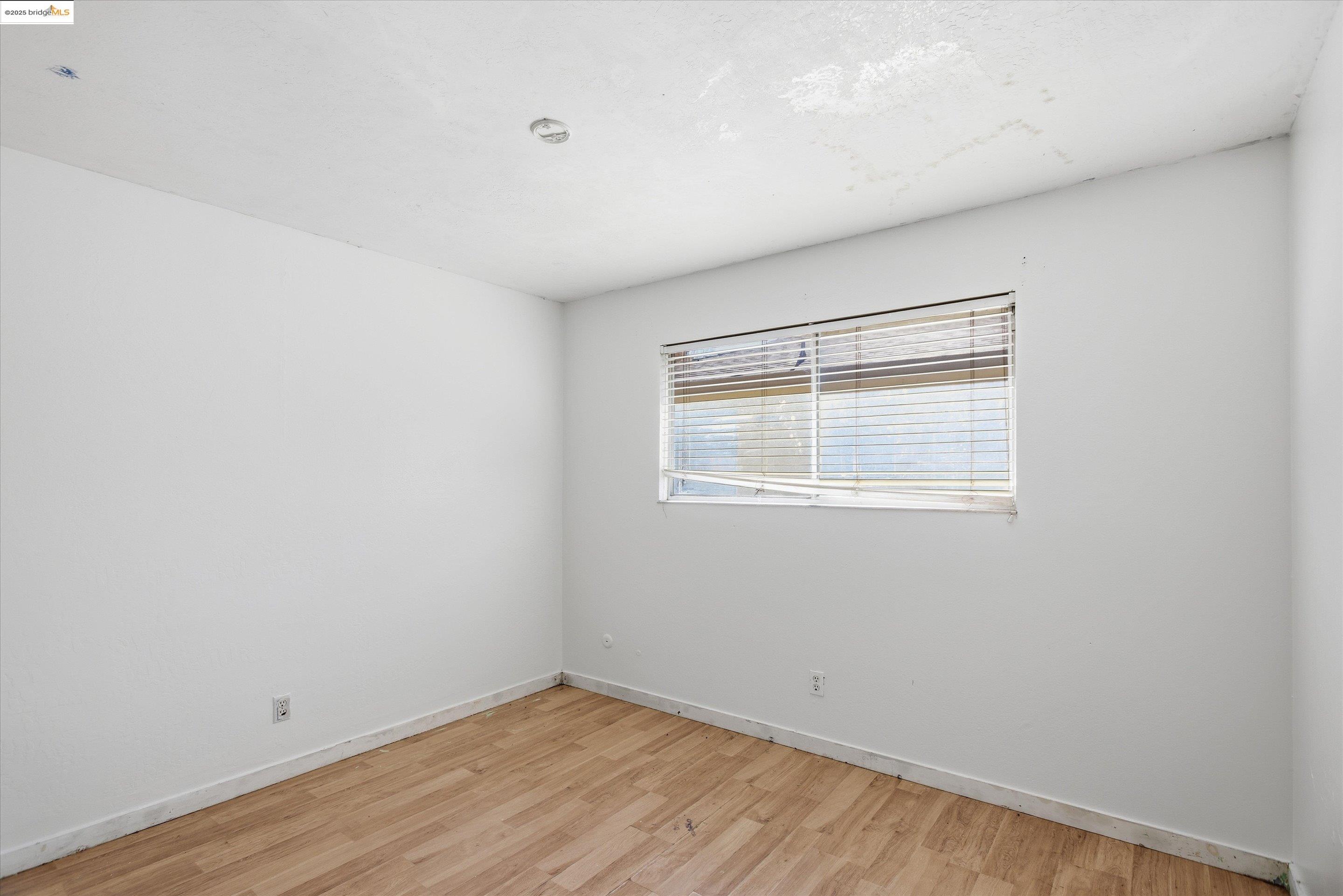 2301 Peppertree Way # 3