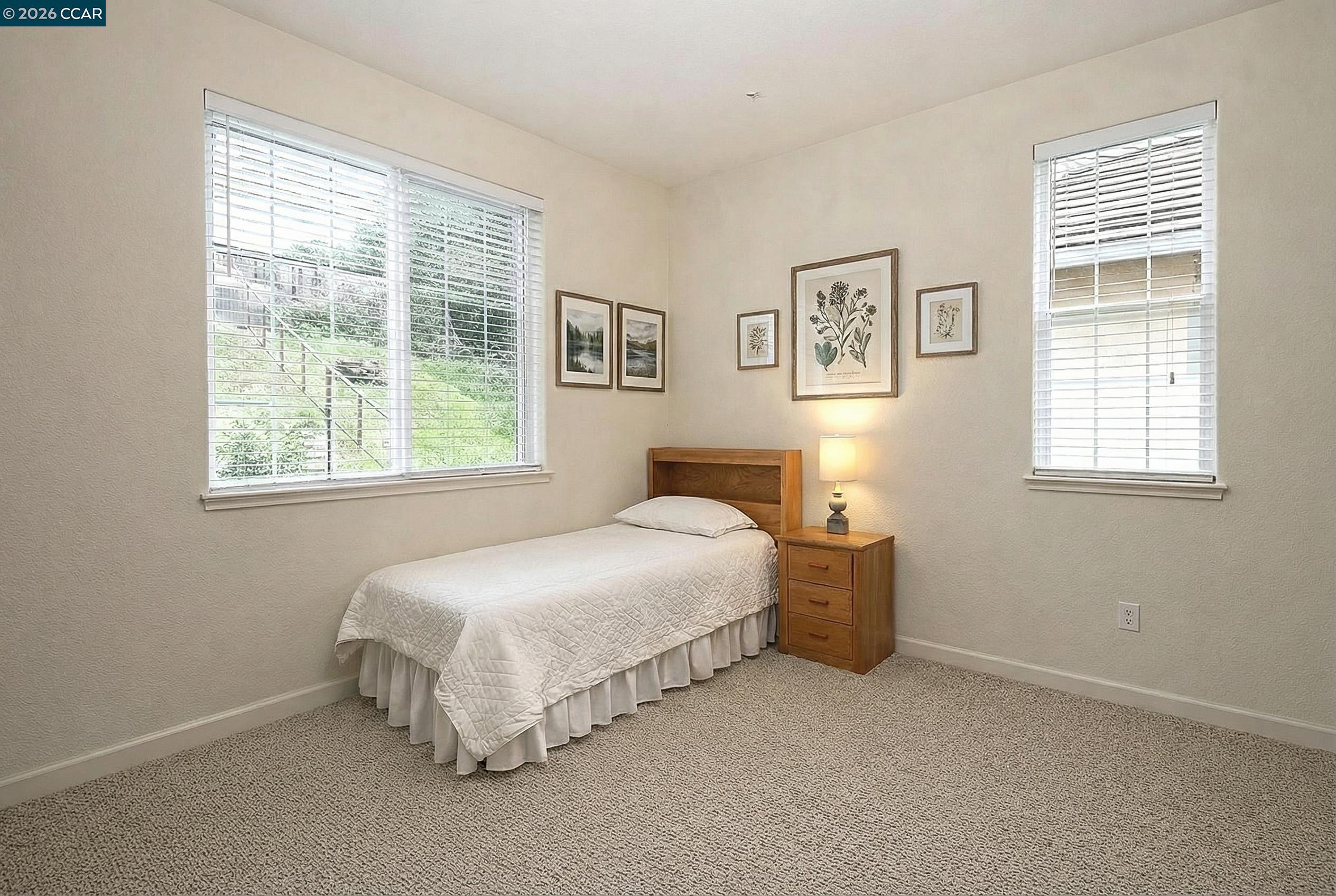 5041 Escalon Cir