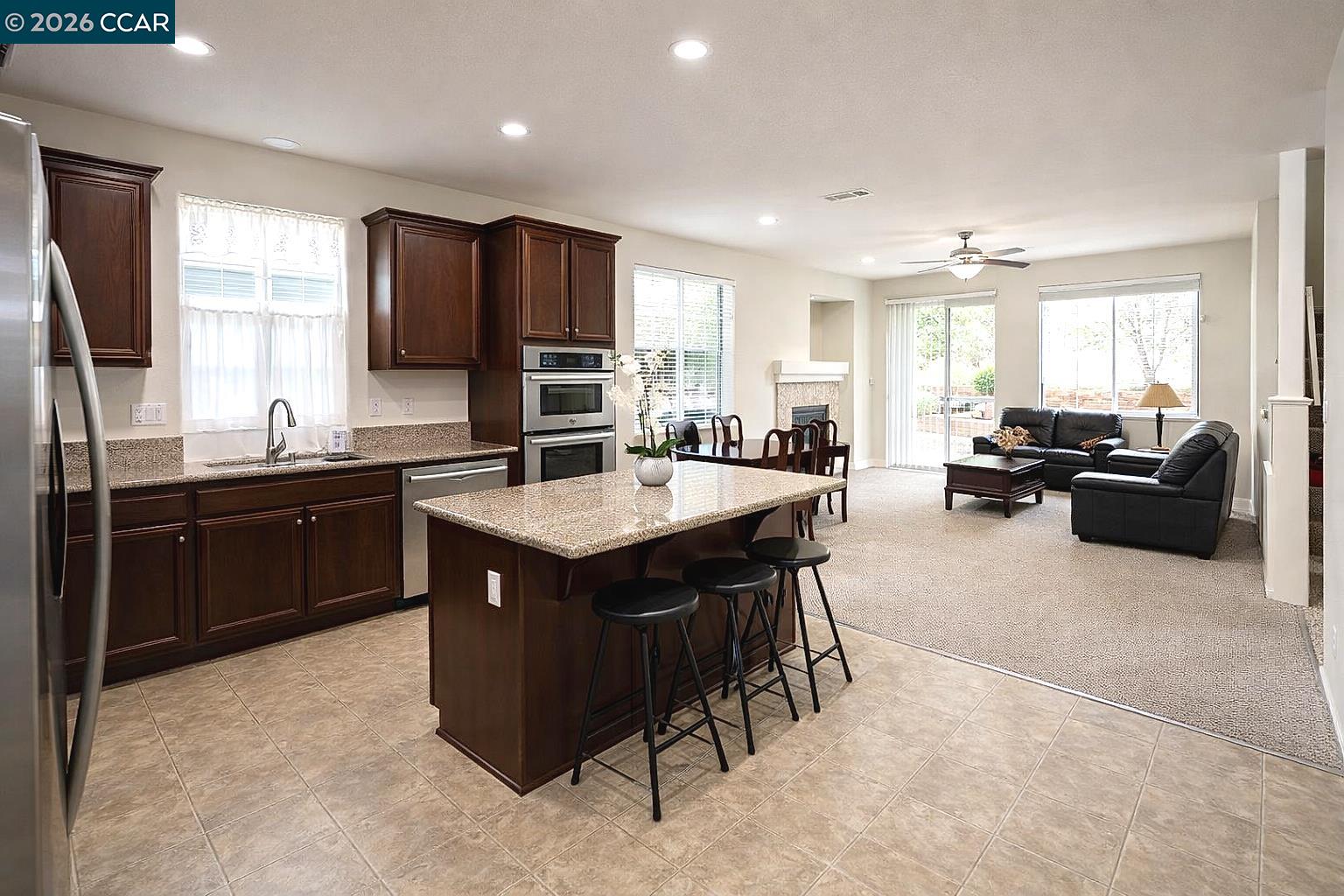 5041 Escalon Cir