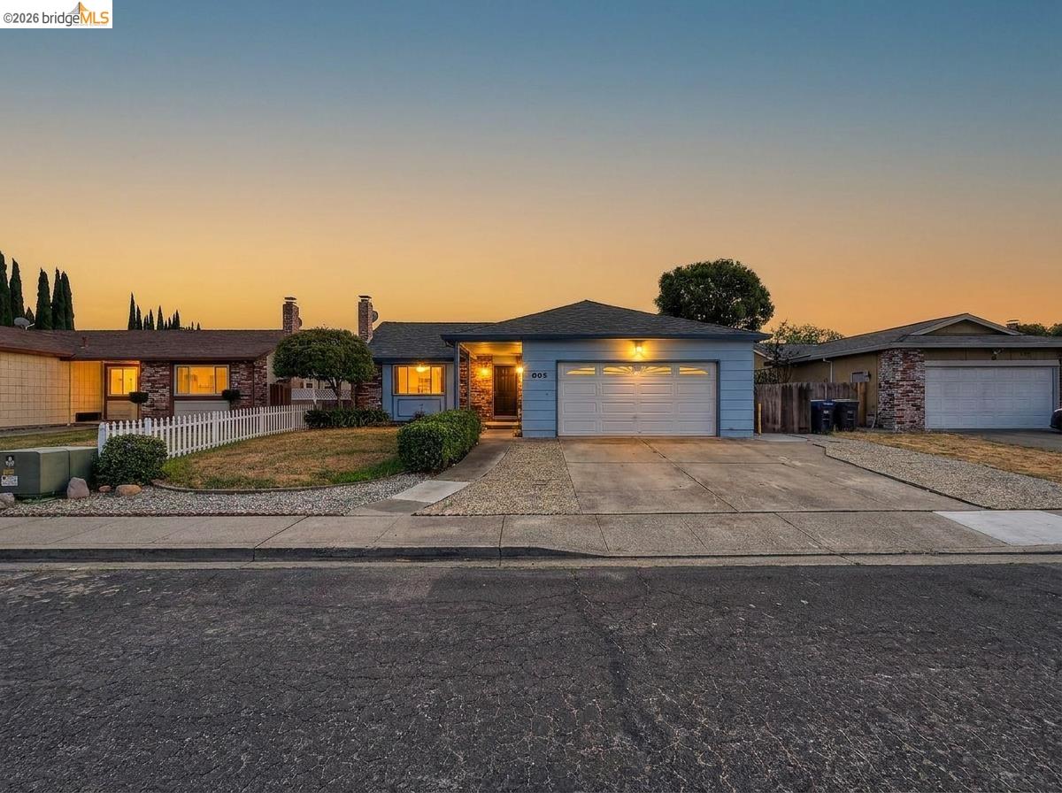 605 Tule Goose Dr