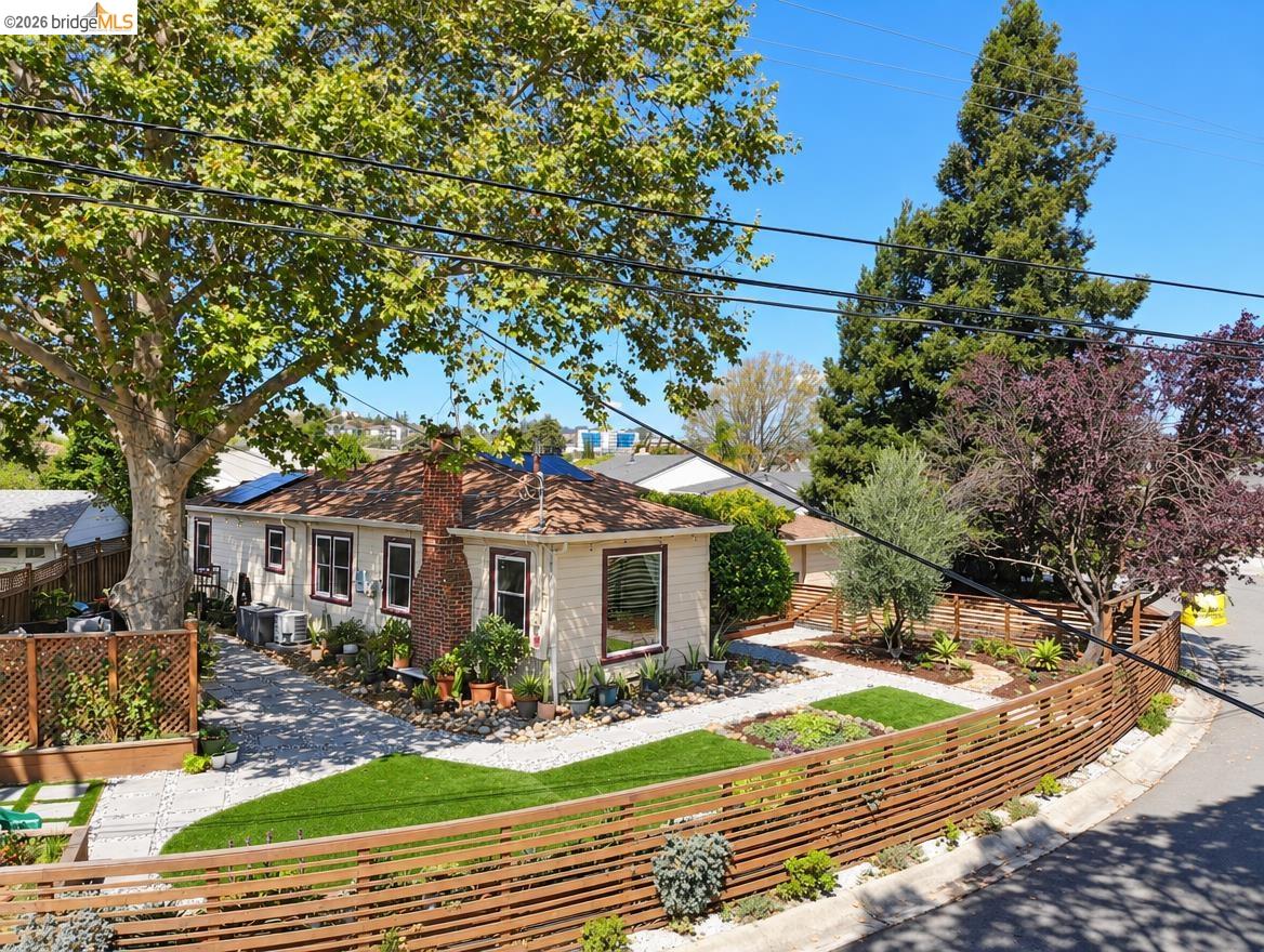 21367 Rizzo Ave