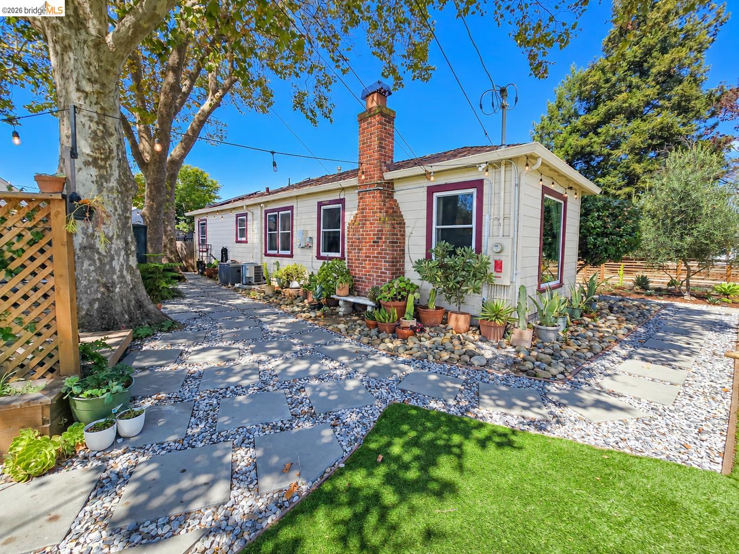 21367 Rizzo Ave
