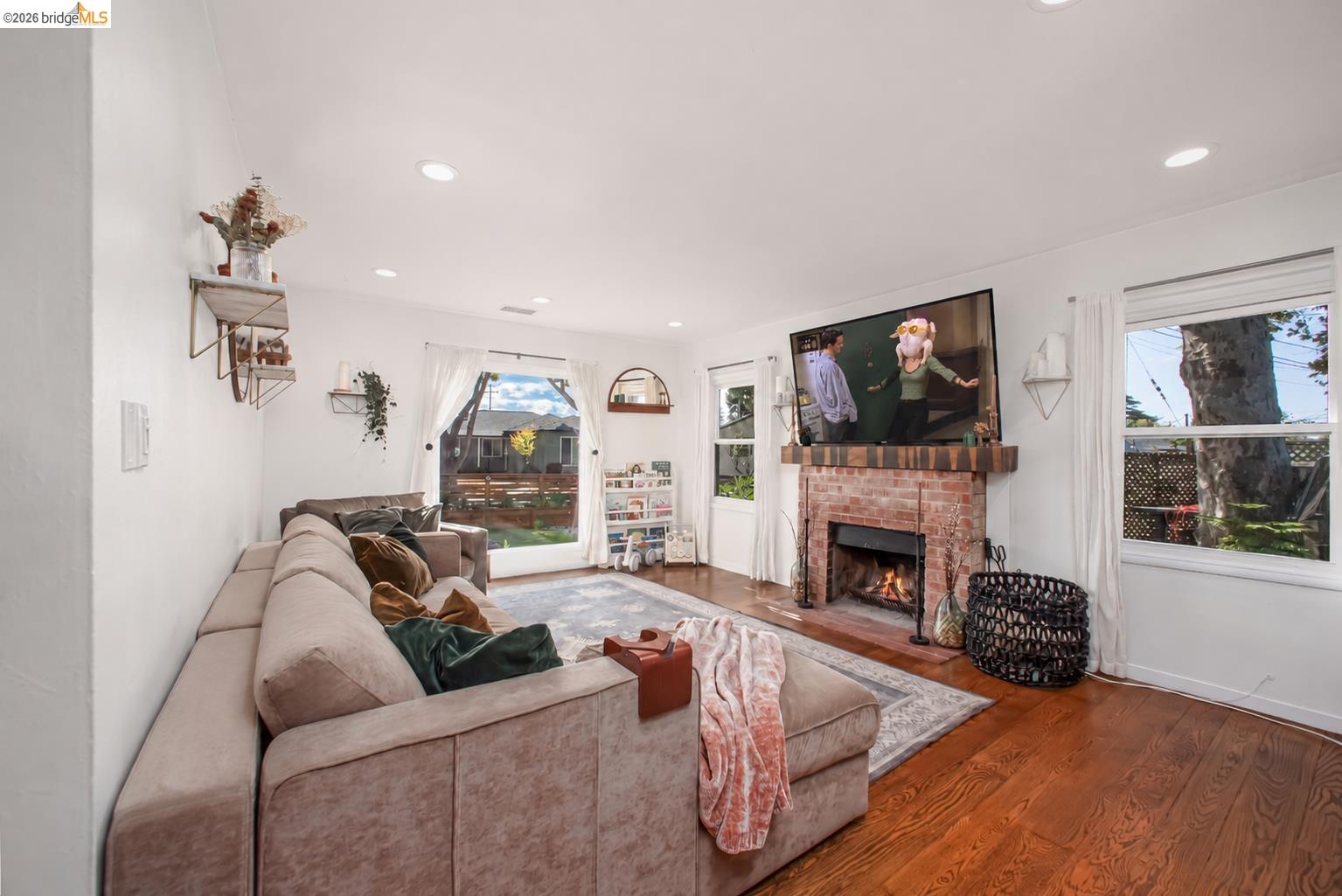 21367 Rizzo Ave