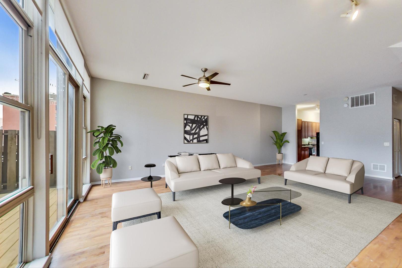 324 N Jefferson Street Unit: 302