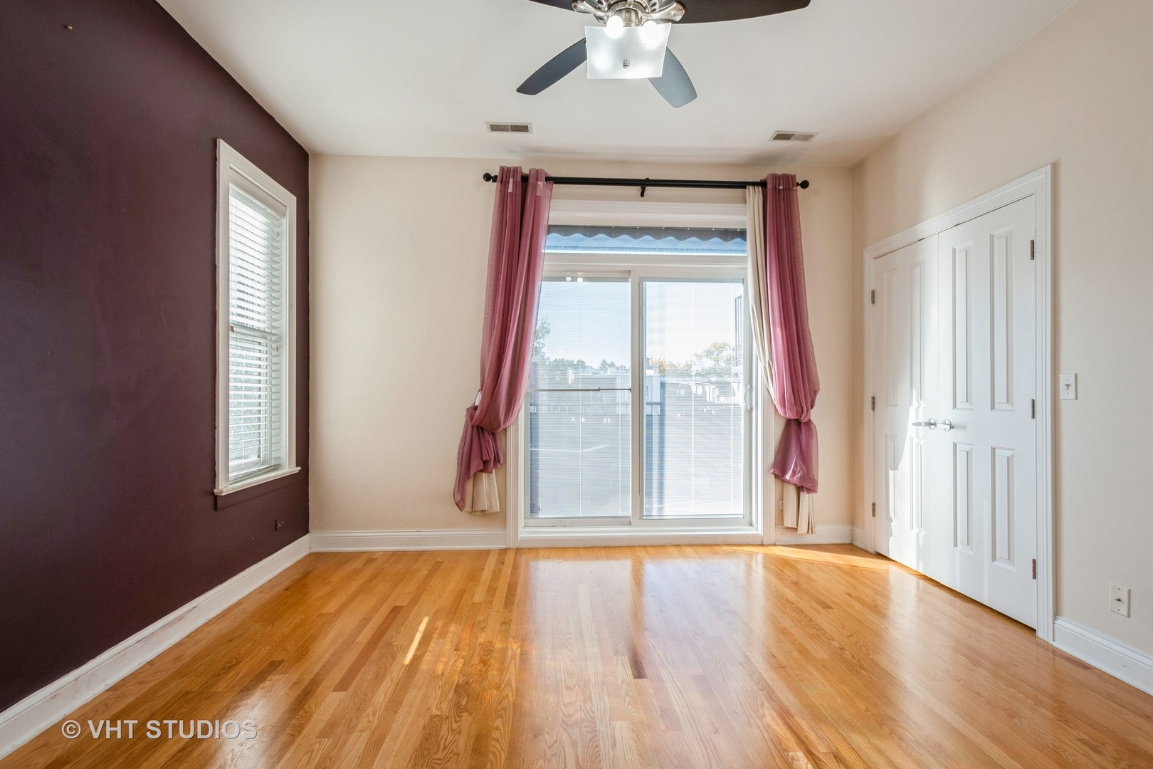 7250 N Oakley Avenue Unit: 3S
