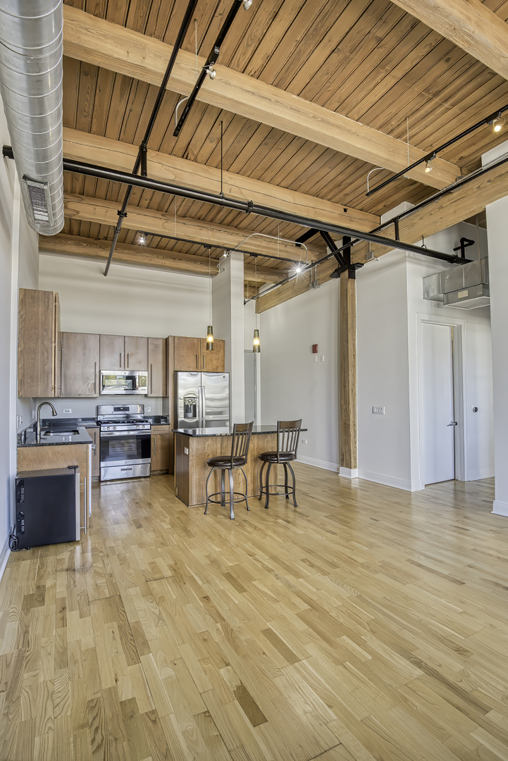 770 W GLADYS Avenue Unit: 606