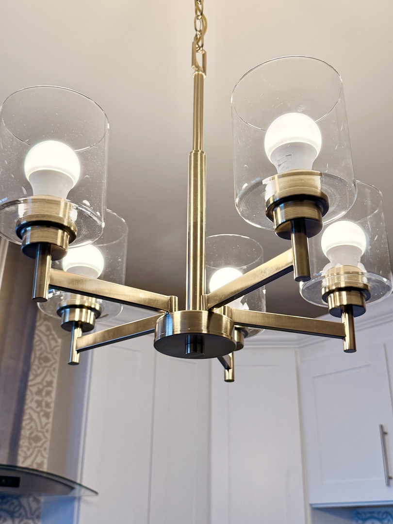 4034 N Monticello Avenue