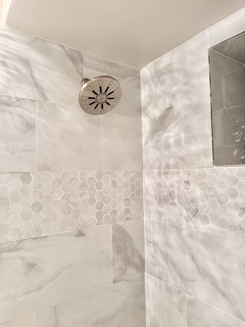 4034 N Monticello Avenue