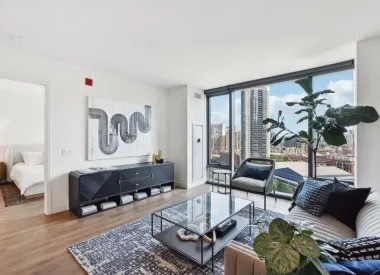 350 N Canal Street Unit: 1209
