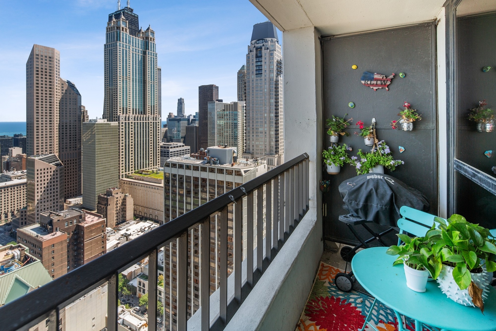 1030 N STATE Street Unit: 39E