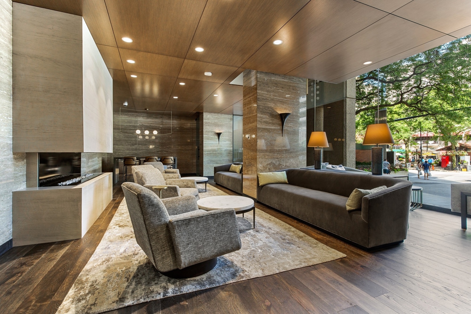 1030 N STATE Street Unit: 39E