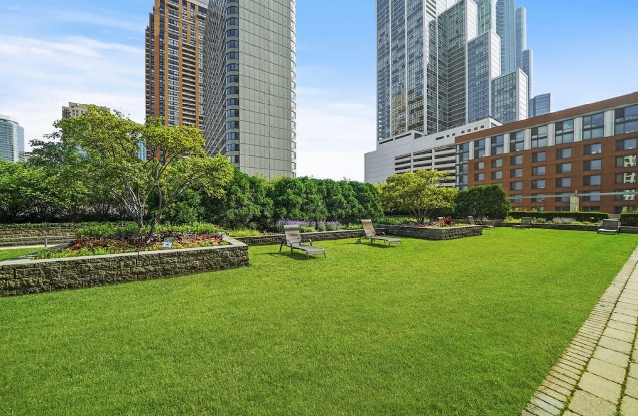 1250 S Michigan Avenue Unit: 1207