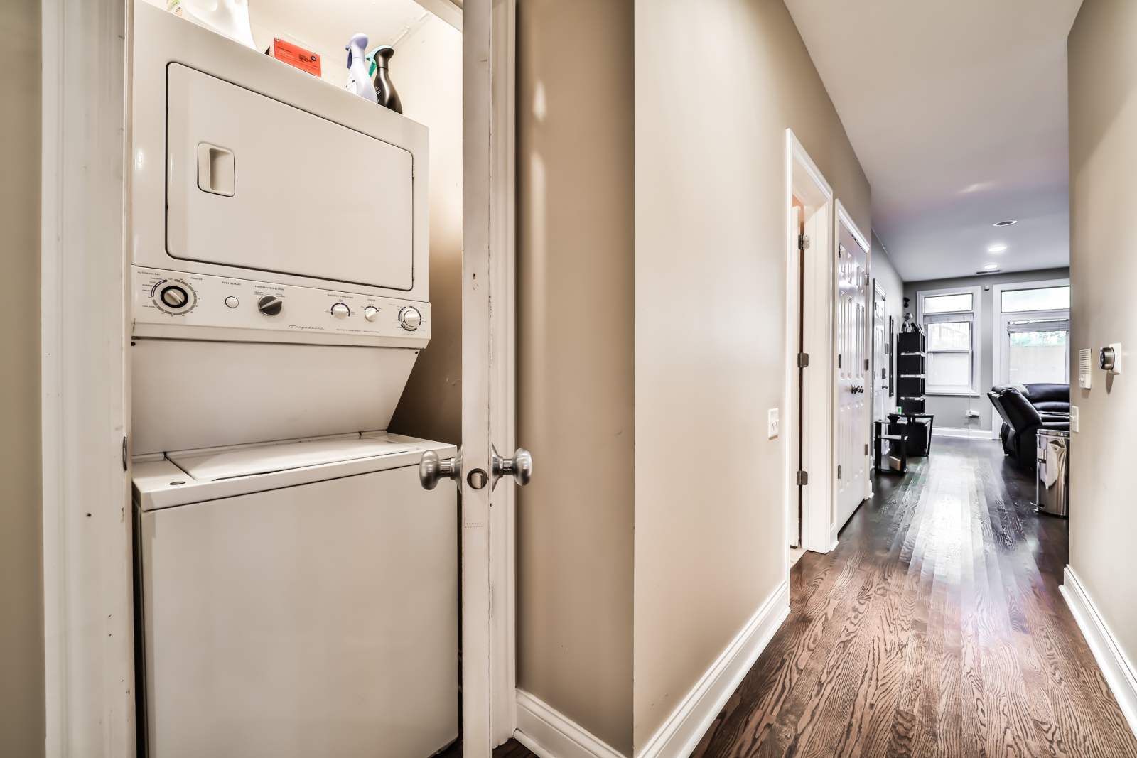 663 N Peoria Street Unit: GN