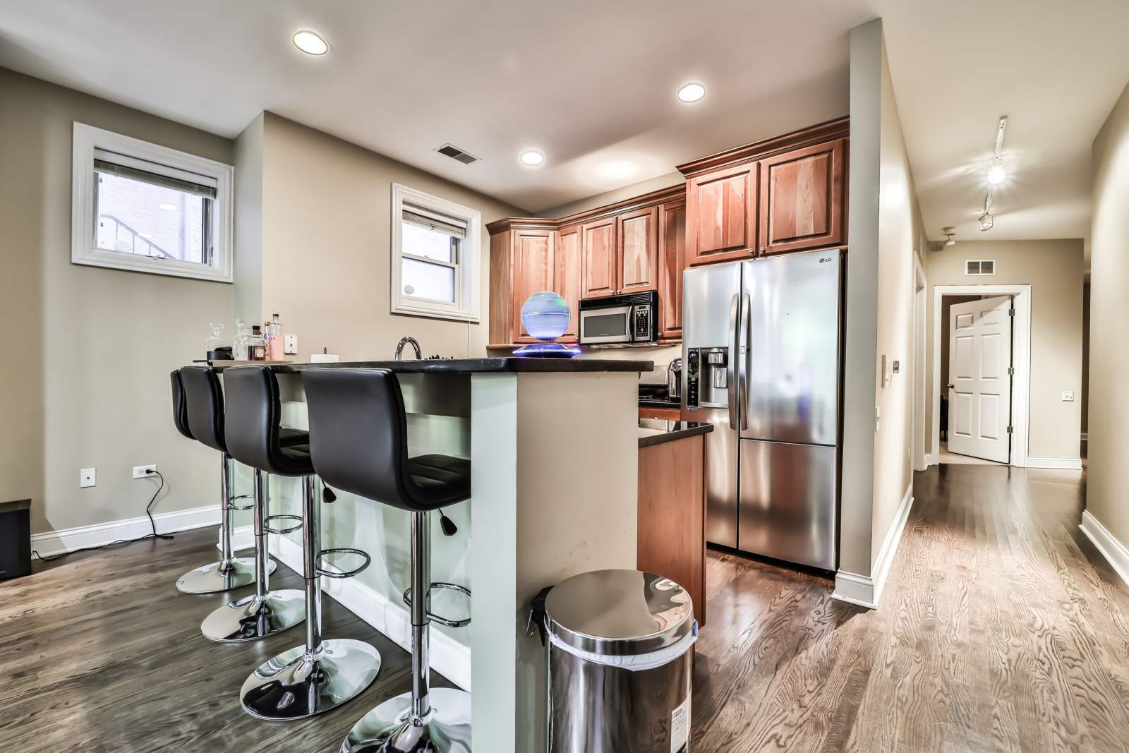 663 N Peoria Street Unit: GN