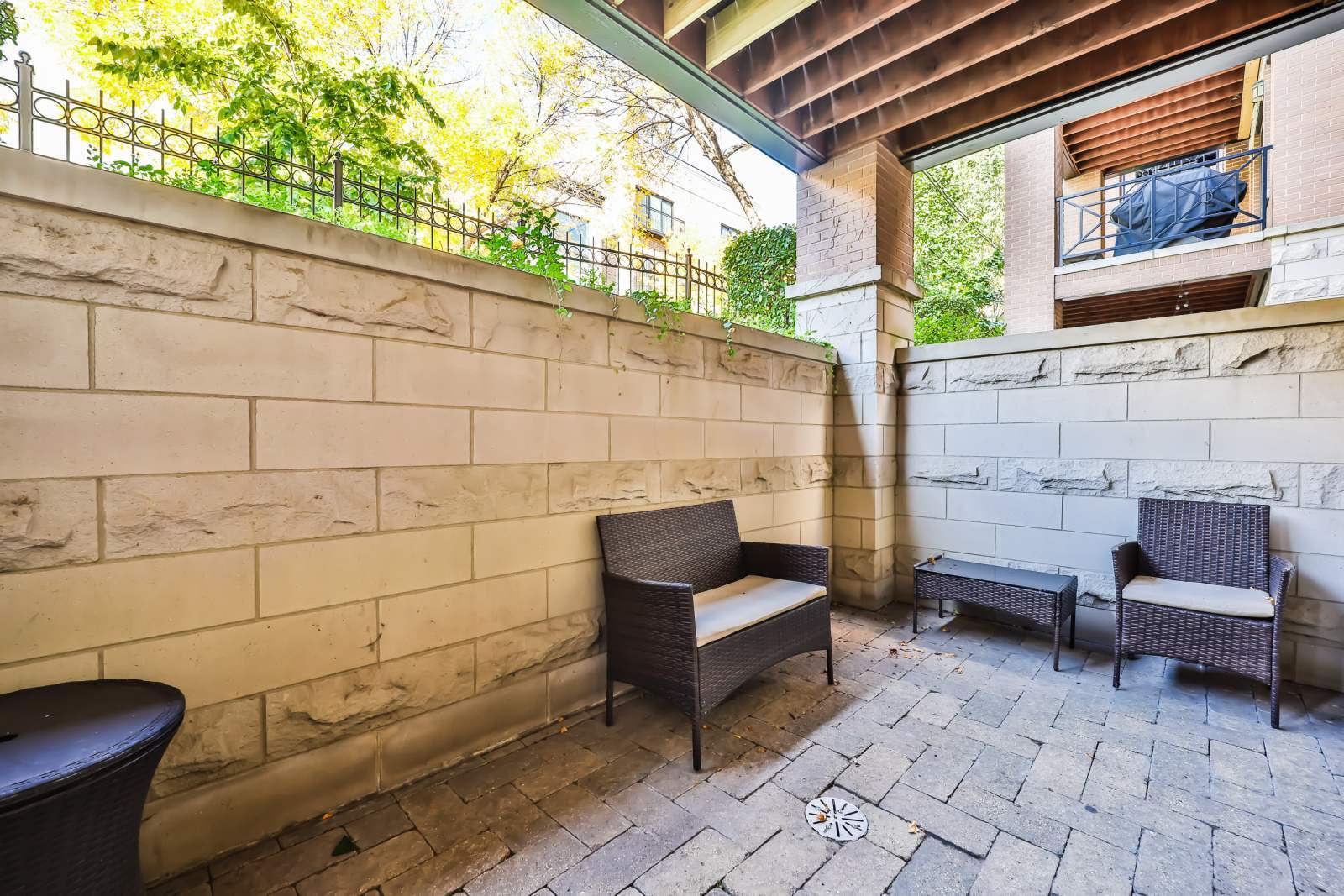 663 N Peoria Street Unit: GN
