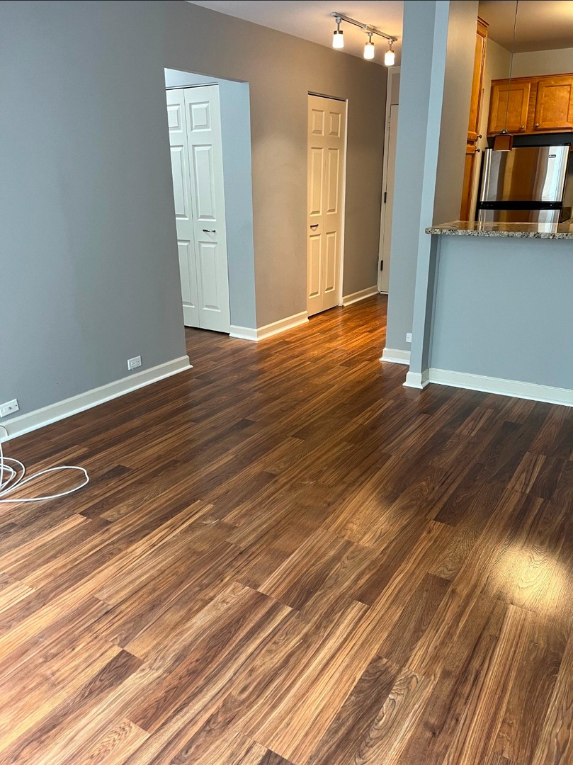 2800 N Lake Shore Drive Unit: 813