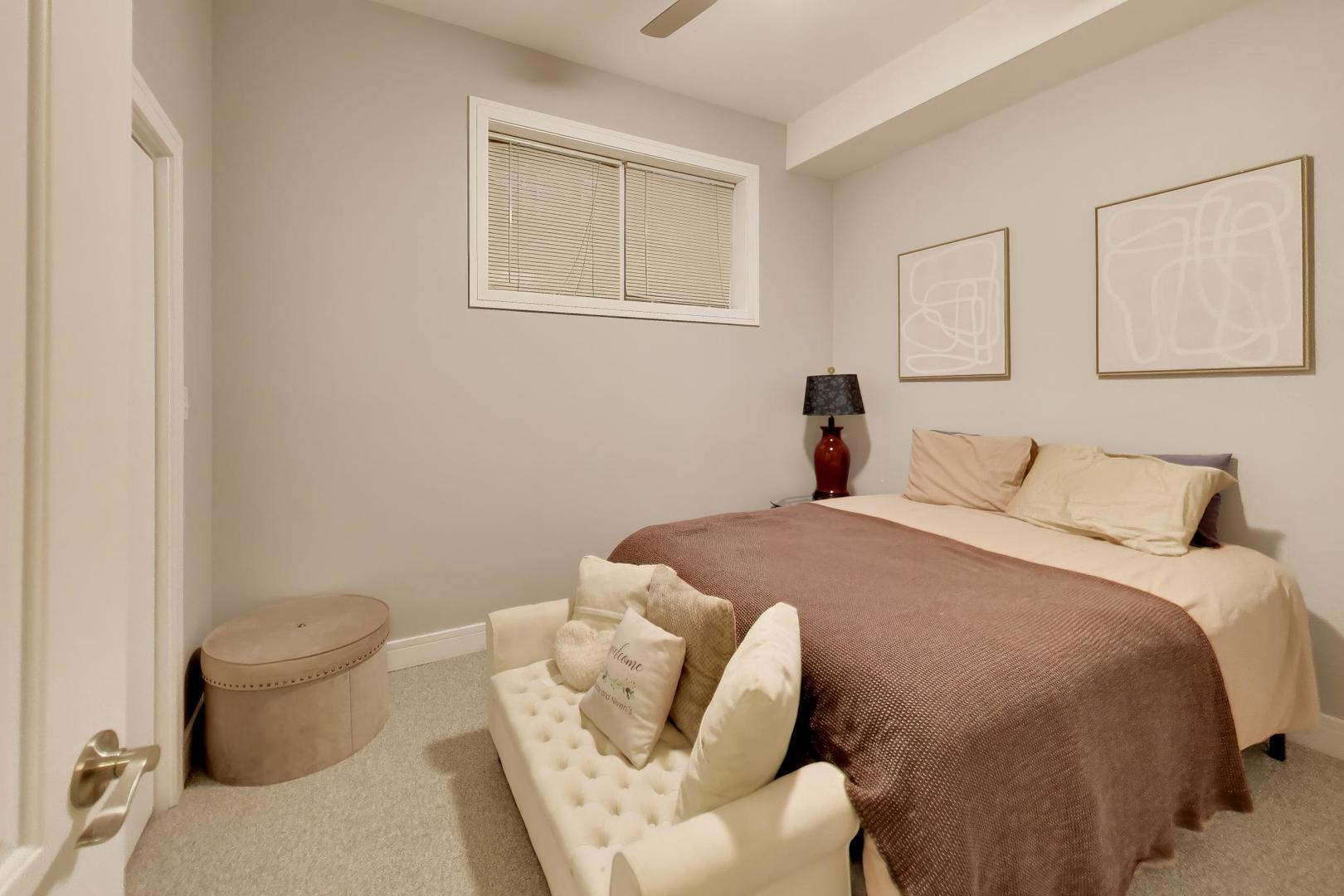 1247 N Rockwell Street Unit: 1